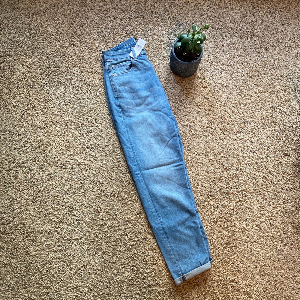 American Eagle “Mom Jean”